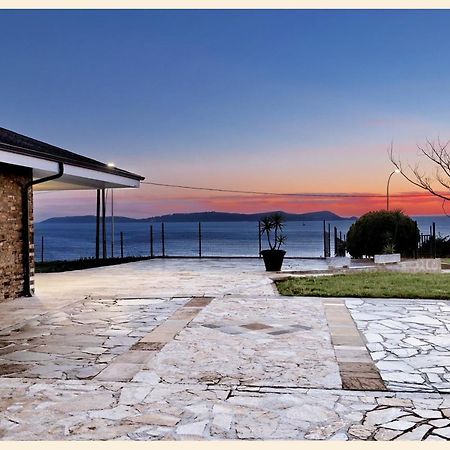 Villa Pragueira Sanxenxo ปอนเตเบดรา ภายนอก รูปภาพ