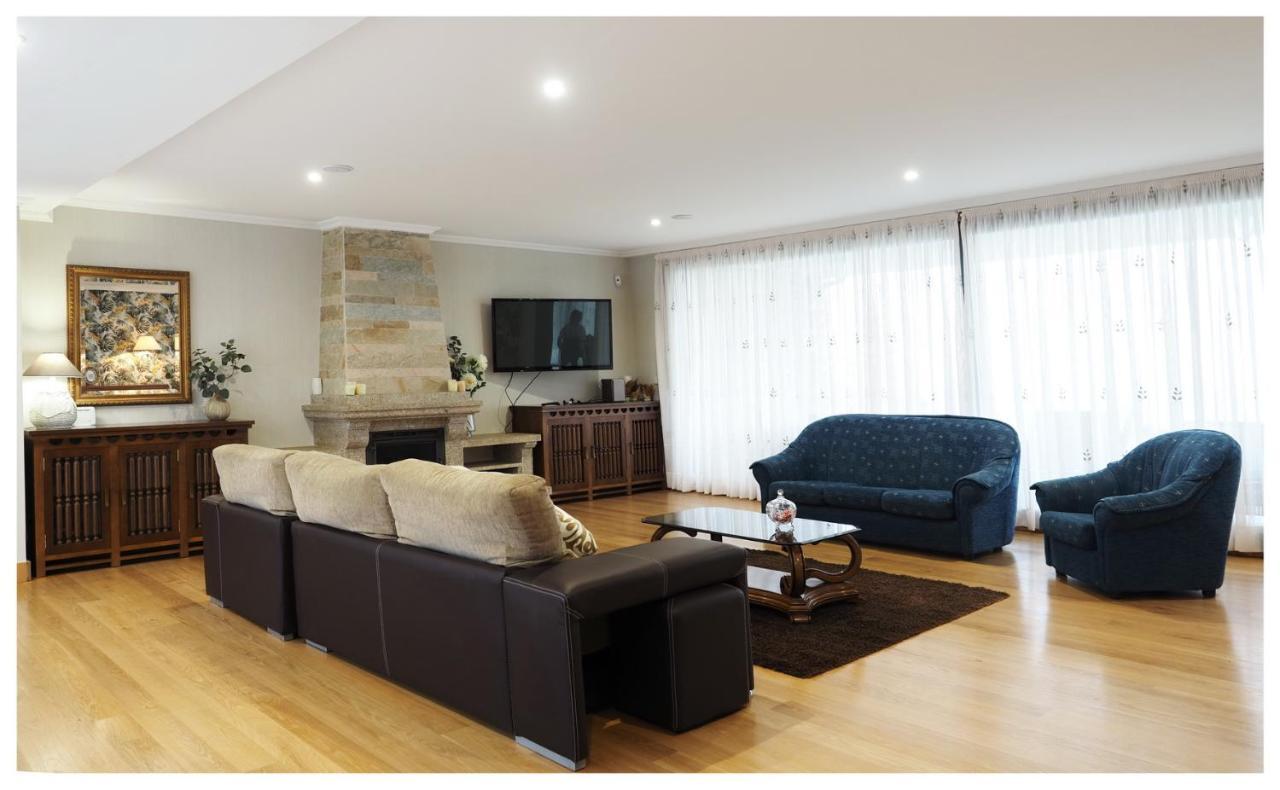 Villa Pragueira Sanxenxo ปอนเตเบดรา ภายนอก รูปภาพ