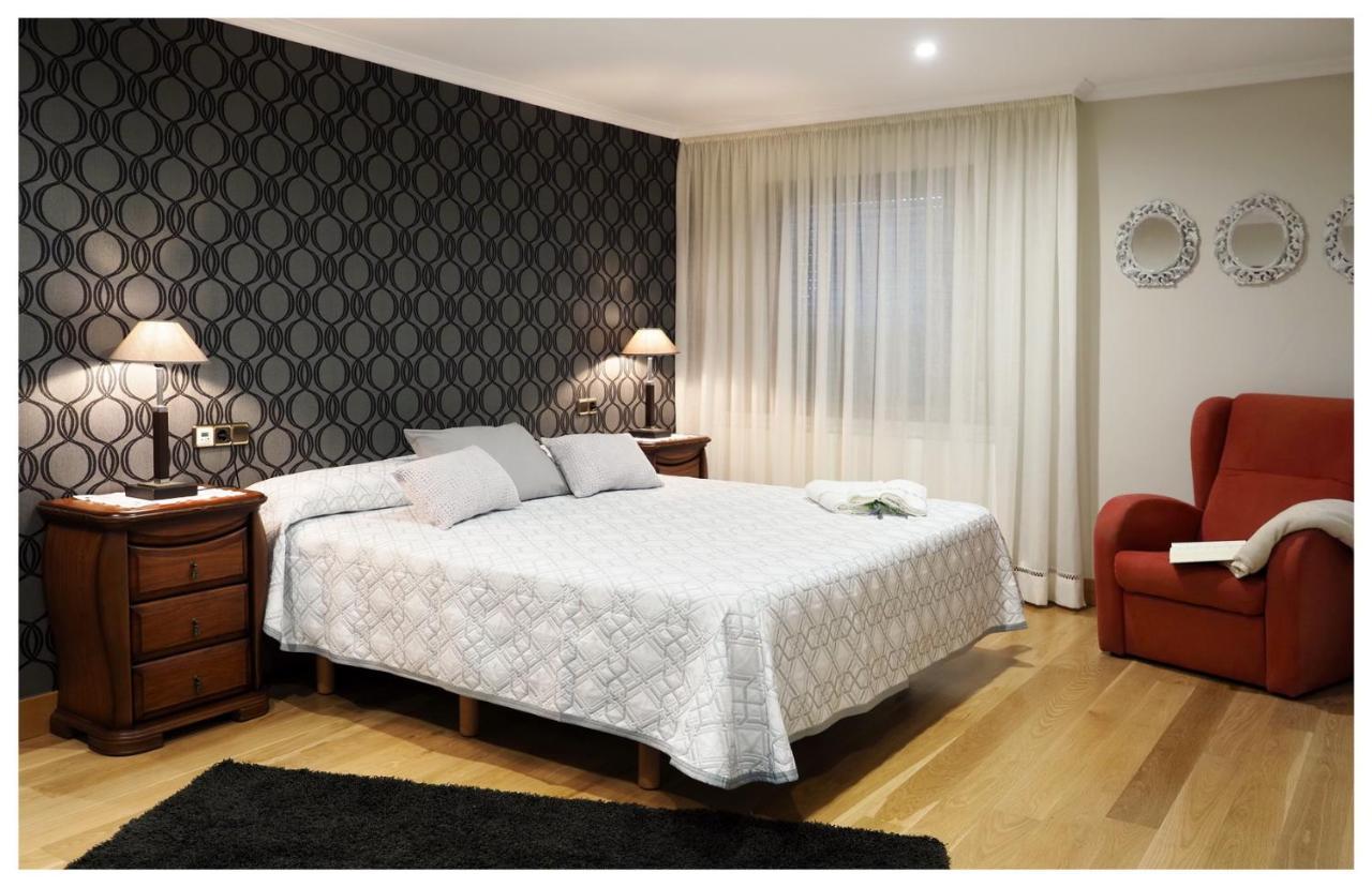 Villa Pragueira Sanxenxo ปอนเตเบดรา ภายนอก รูปภาพ